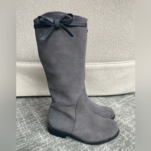 Jacadi Paris girls size 11 (EU 28) gray suede tall boots
